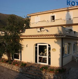 Hotel Belvedere Sperlonga Exterior photo