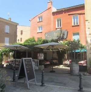 Hôtel Restaurant le Saint Marc Aups Exterior photo