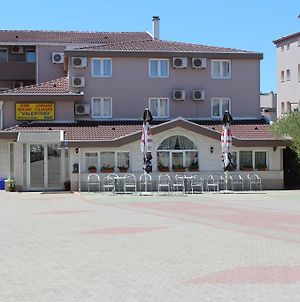 Hôtel Pansion Valentino à Međugorje Exterior photo