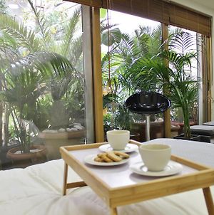 Appartement Luxurious Loft With Garden à Athènes Exterior photo