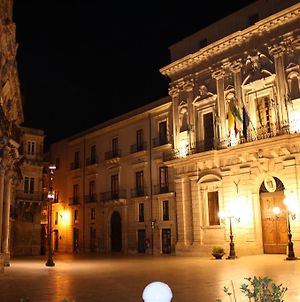 Hôtel Il Duomo à Syracuse Exterior photo