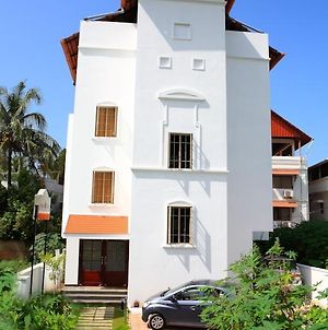 Hôtel Abad Pepper Route à Kochi Exterior photo