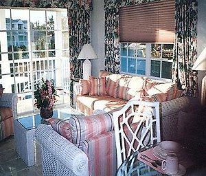 Suites At Sandyport Nassau Exterior photo