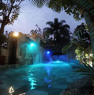 Paradise Hot Springs Thermal Resort La Fortuna Exterior photo
