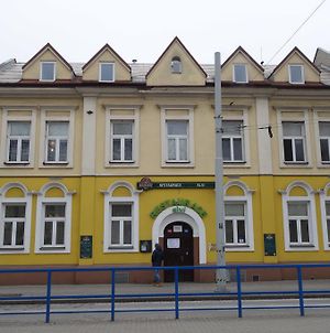 Hôtel Restaurace Alvi à Ostrava Exterior photo