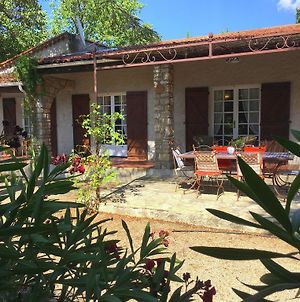 Quaint Holiday Home With Private Pool In Lorgues France Exterior photo