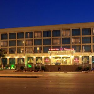 Ramada By Wyndham Hotel Riyadh Exterior photo