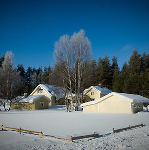 Hogbacka Lodge Älvsbyn Exterior photo
