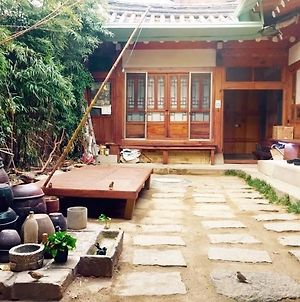 Gongsimga Hanok Guesthouse Séoul Exterior photo