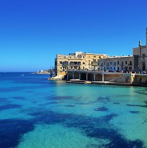 Blue Waters 3 Bedroom Apartments In Sliema, Just Off The Seafront Exterior photo