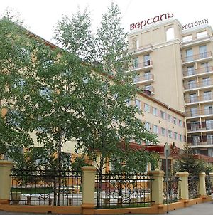 Hôtel Versal à Khabarovsk Exterior photo