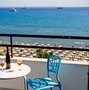 Appartement Krasas Beach Apts à Larnaca Exterior photo