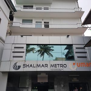 Hôtel Shalimar Metro à Kochi Exterior photo