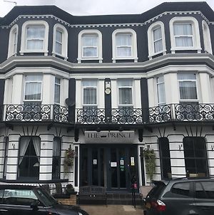 The Prince Guest House Great Yarmouth Exterior photo