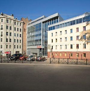 Red Stars Hotel St Pétersbourg Exterior photo