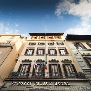 Strozzi Palace Hotel Florence Exterior photo