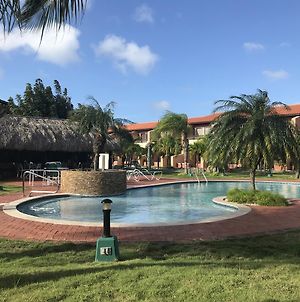 Aruba , Eagle Beach Townhouse Palm Beach Exterior photo