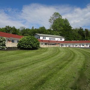 Mount Blue Motel Farmington Exterior photo