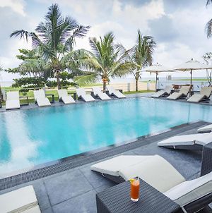 The Beach All Suite Hotel Negombo Exterior photo