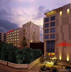Hilton Garden Inn, Trivandrum Thiruvananthapuram Exterior photo