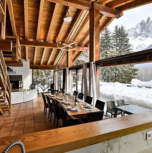 Chalet Isabelle Mountain lodge 5 star 5 bedroom en suite sauna jacuzzi Chamonix Exterior photo