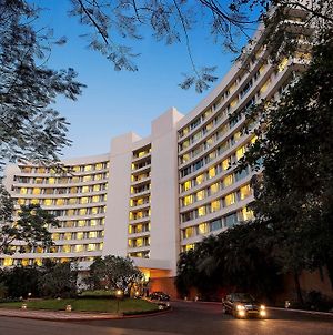 Marriott Executive Apartment - Lakeside Chalet, Mumbai Bombay Exterior photo