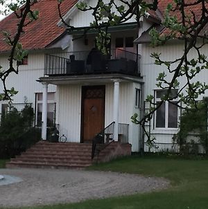 Bed and breakfast Ekeby I Bro Exterior photo