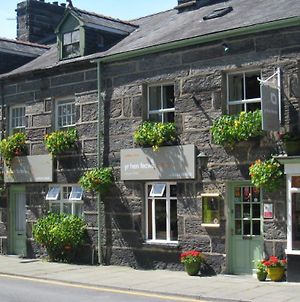 Bed and Breakfast Yr Hen Fecws à Porthmadog Exterior photo