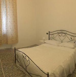 Bed and breakfast Holiday Pisa Gare Room photo