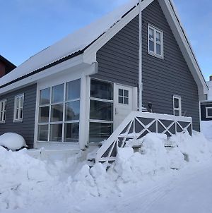 Hotel Nuuk - Apartment Nanoq Exterior photo