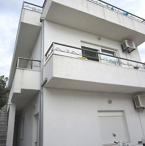 Apartments Zdenka Donji Okrug  Exterior photo