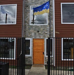 Hostal America En Puerto Natales Exterior photo