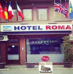 Roma Hotel Pristina Exterior photo