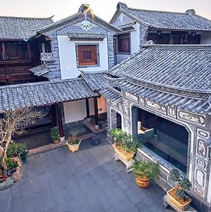 Bed and Breakfast Shaxi Aoding Courtyard à Jianchuan Exterior photo
