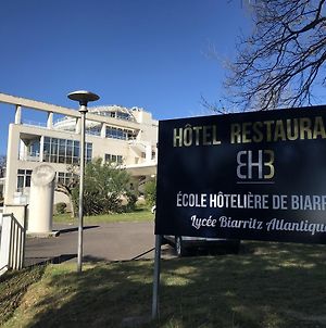 Hotel Biarritz Atlantique - Lycée Hotelier - Management School Exterior photo