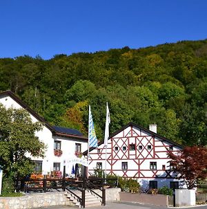Hôtel Zum Blauen Hecht à Kipfenberg Exterior photo