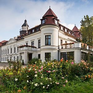 Hôtel Palac Wiejce à Skwierzyna Exterior photo