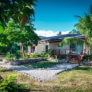 Hôtel Reflections Retreat Vanuatu à Port-Vila Exterior photo