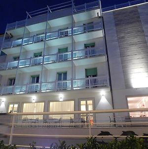 Hotel Oceano Marina di Pietrasanta Exterior photo