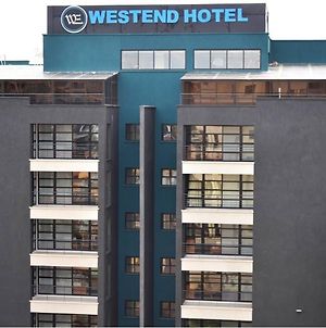 We Hotel And Suites Nairobi Exterior photo