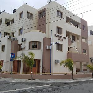 Aparthotel Nondas Hill Apts à Larnaca Exterior photo