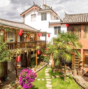 Lijiang Shuhe Qingtao Inn Exterior photo