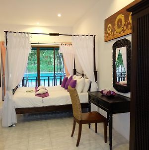 Rawai Suites Phuket Exterior photo