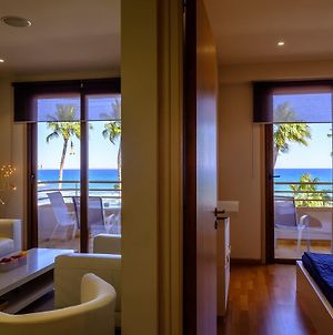 Les Palmiers Luxury Suites Larnaca Exterior photo