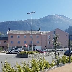 Glomfjord Hotel Exterior photo