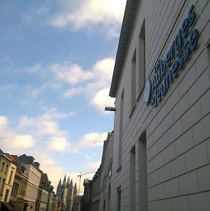 Auberge de Jeunesse de Tournai Exterior photo