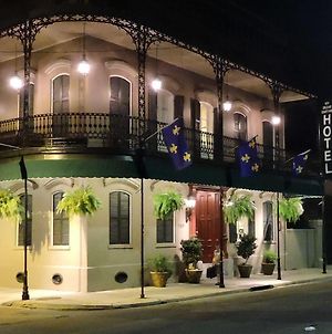 New Orleans Courtyard Hotel Exterior photo