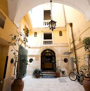 Azzurretta Guest House Lecce Exterior photo