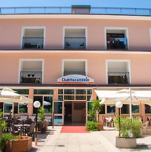 Club Vacanze In Cervia Exterior photo