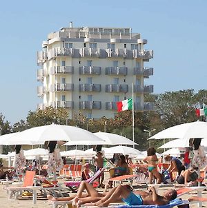 Hotel Grifone Rimini Exterior photo